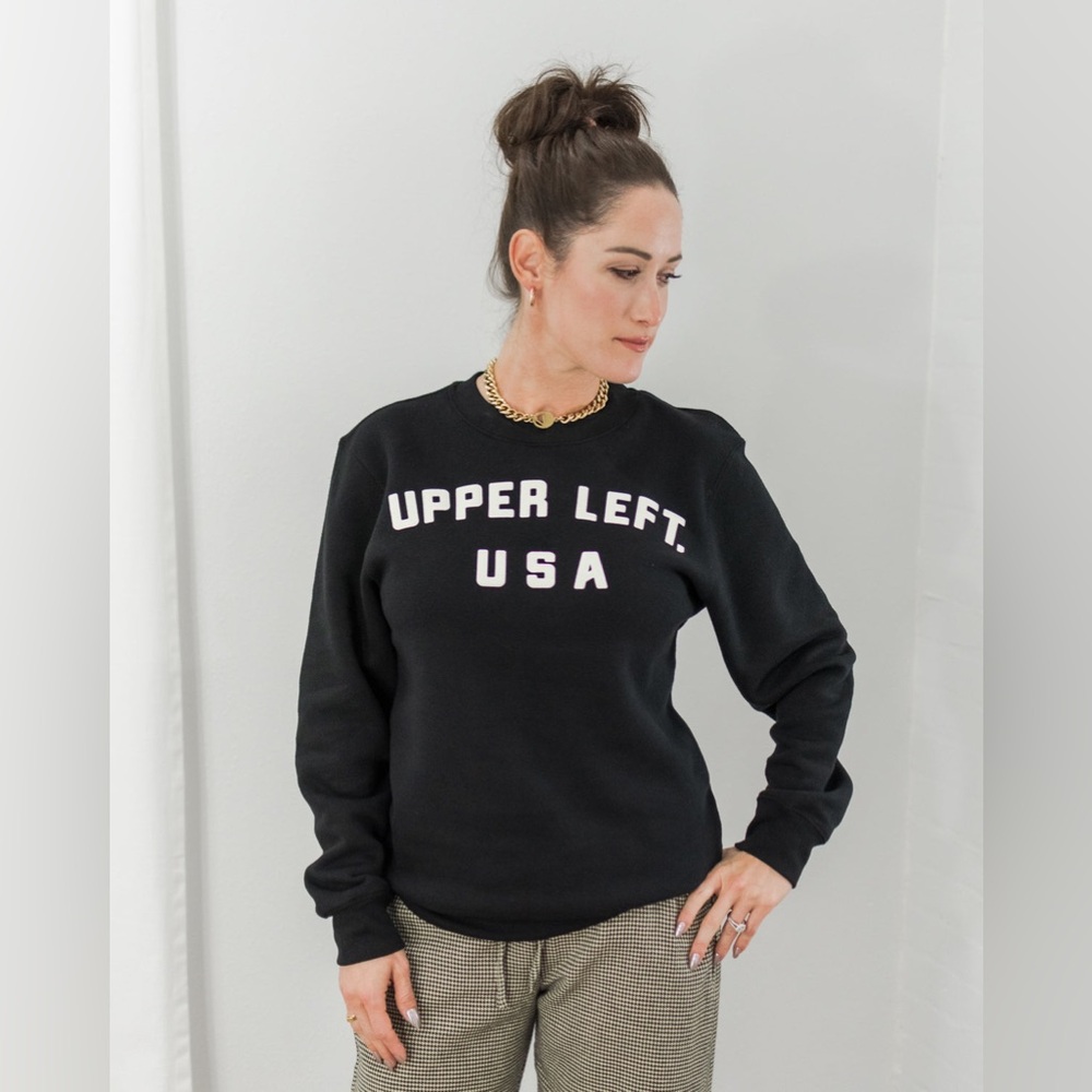Black Upper Left USA Crewneck Sweatshirt Size Small